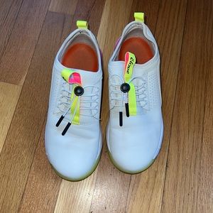 clove sneakers